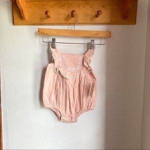 🌸TOMMY BAHAMA New! Peach muslin romper